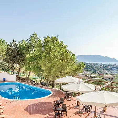 Apartment Alvanelli 5 *